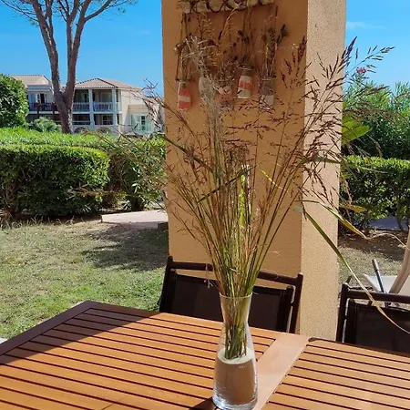 Cap Esterel-murmure D'azur-appartement F2 Vue Mer-grande Terrasse-parking Apartment *
